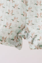 Load image into Gallery viewer, Premium duck print muslin jonjon
