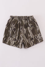 Load image into Gallery viewer, Camouflage print shorts
