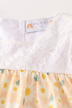 Load image into Gallery viewer, Yellow floral lace girl set
