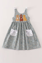 Load image into Gallery viewer, Floral puppy embroidery dress
