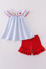 Load image into Gallery viewer, Blue seersucker crawfish embroidery girl set
