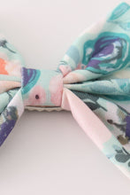 Load image into Gallery viewer, Green garden serenity print girl piggie hair bow

