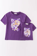 Load image into Gallery viewer, Purple LSU tiger sequin mom&amp;me top
