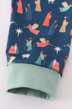 Load image into Gallery viewer, Navy nativity print pants set
