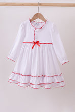 Load image into Gallery viewer, White bow ruffle gown
