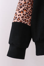 Load image into Gallery viewer, Black leopard tree deer print pants set
