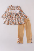 Load image into Gallery viewer, Khaki deer embroidery floral pants set
