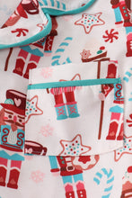 Load image into Gallery viewer, Christmas nutcracker print pajamas set
