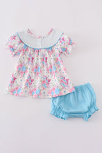 Load image into Gallery viewer, Blue petal meadow embroidery girl bloomer set
