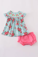 Load image into Gallery viewer, Rosebud bliss print smocked girl bloomer set
