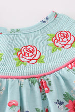 Load image into Gallery viewer, Rosebud bliss print smocked girl bloomer set
