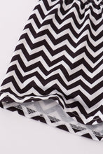 Load image into Gallery viewer, Gray tool box applique shorts set
