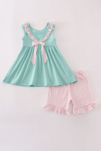 Load image into Gallery viewer, Mint hunting puppy embroidery ruffle shorts set
