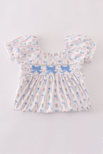 Load image into Gallery viewer, Blue bow embroidery smocked dress
