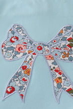 Load image into Gallery viewer, Blue floral bow applique active skorts set
