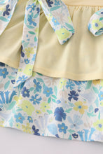 Load image into Gallery viewer, Yellow floral character applique shorts set

