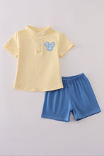 Load image into Gallery viewer, Yellow character applique shorts set
