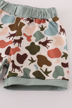 Load image into Gallery viewer, Green hunting print shorts set
