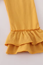 Load image into Gallery viewer, Highland cow embroidery ruffle pants set
