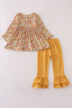 Load image into Gallery viewer, Highland cow embroidery ruffle pants set
