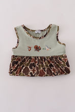 Load image into Gallery viewer, Green camouflage hunting embroidery ruffle pants set
