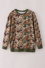 Load image into Gallery viewer, Camo leave dad&amp;me sweatshirt
