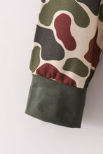 Load image into Gallery viewer, Camouflage dad&amp;me sweatshirt
