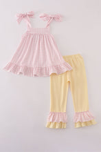Load image into Gallery viewer, Pink puppy embroidery ruffle pants set
