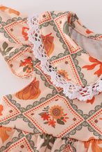 Load image into Gallery viewer, Green pumpkin bow print bubble
