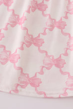 Load image into Gallery viewer, Pink bow tie embroidery ruffle shorts set
