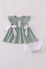 Load image into Gallery viewer, Sage ruffle bloomer set
