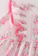 Load image into Gallery viewer, Pink floral print ruffle pants set

