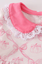 Load image into Gallery viewer, Pink bow tie pumpkin print bloomer set
