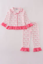 Load image into Gallery viewer, Pink bow tie pumpkin print ruffle pajamas set
