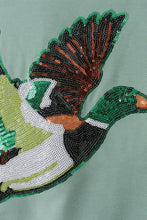 Load image into Gallery viewer, Sage duck sequin mom&amp;me top
