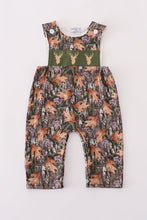 Load image into Gallery viewer, Forest hunting deer embroidery jonjon
