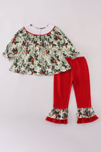 Load image into Gallery viewer, Green holly floral smocked ruffle pants set
