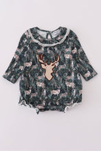 Load image into Gallery viewer, Camouflage hunting deer applique ruffle bubble
