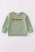 Load image into Gallery viewer, Green reindeer embroidery top
