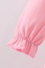 Load image into Gallery viewer, Pink bow embroidery ruffle bloomer set
