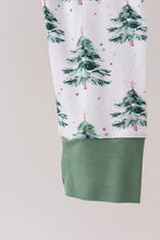 Load image into Gallery viewer, Green christmas tree bamboo pajama set
