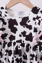 Load image into Gallery viewer, Black cow bow ruffle pants set
