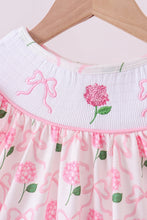 Load image into Gallery viewer, Pink bow hydrangea smocked shorts set
