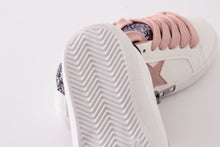 Load image into Gallery viewer, White pink star glitter sneaker (toddler to big kids)

