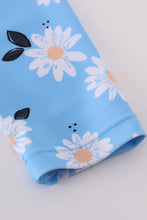 Load image into Gallery viewer, Blue daisy print 2pc girl swimsuit UPF50+
