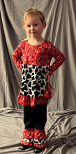 Load image into Gallery viewer, RED PAISLEY AND COWPRINT - OUTFIT
