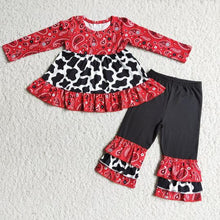 Load image into Gallery viewer, RED PAISLEY AND COWPRINT - OUTFIT
