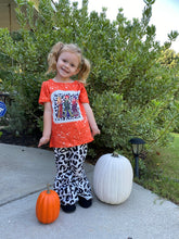 Load image into Gallery viewer, HOCUS POCUS T WITH LEOPARD PRINT BELL PANT - SET | 2T &amp; 3T only
